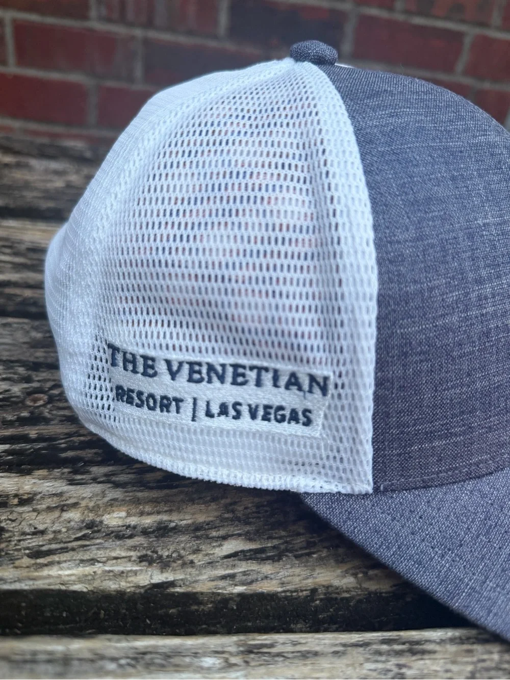 Black Clover Cole 1 Live Lucky Venetian Resort Las Vegas Heather Trucker Cap P1